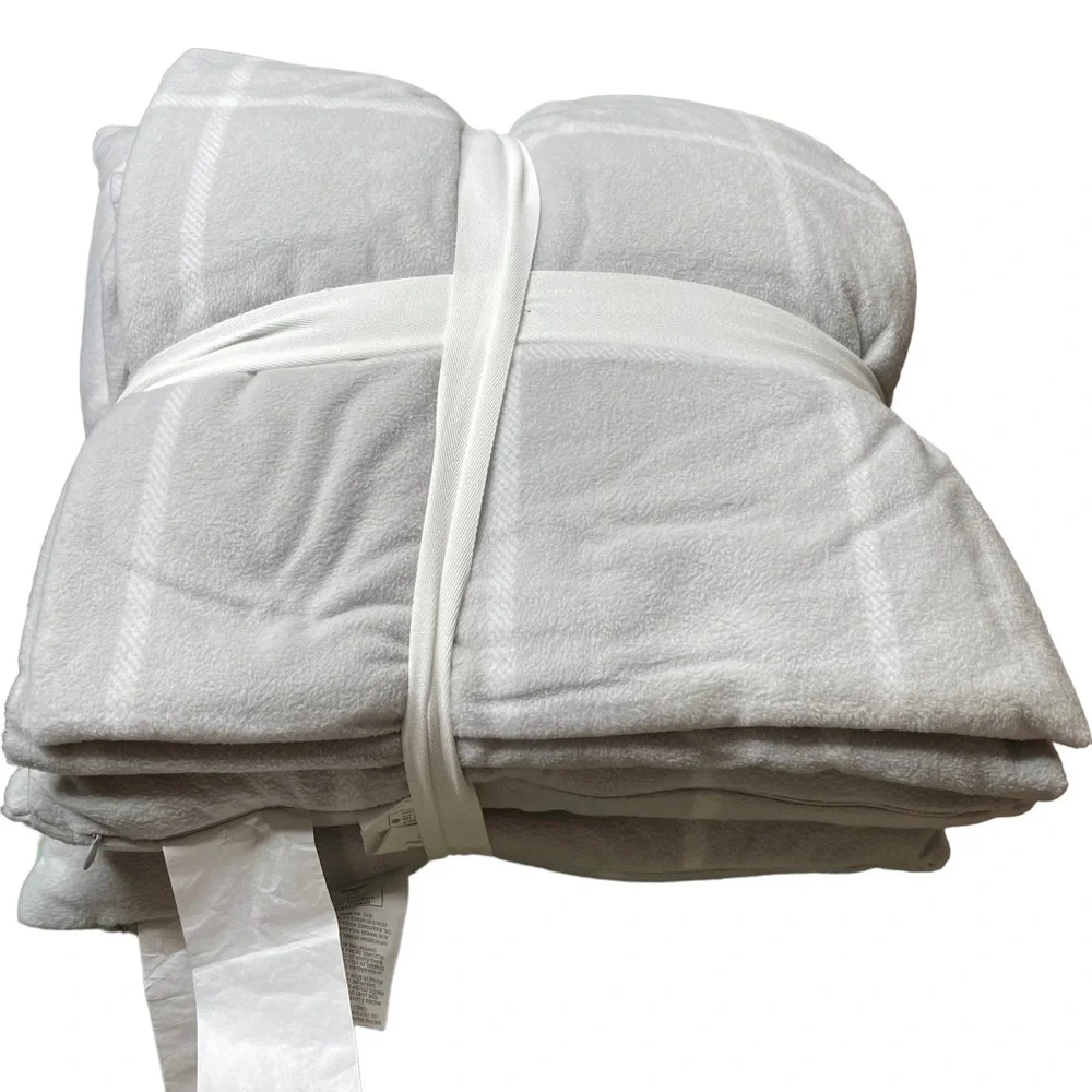 Simply Essential windowpane 3 pcs throw bundle - Picture 5 of 8